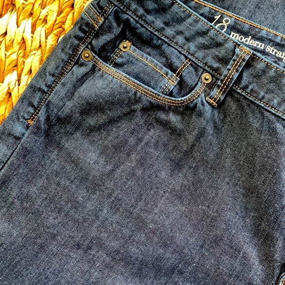 LOFT Modern Straight Jean 18S - Picture 7 of 13